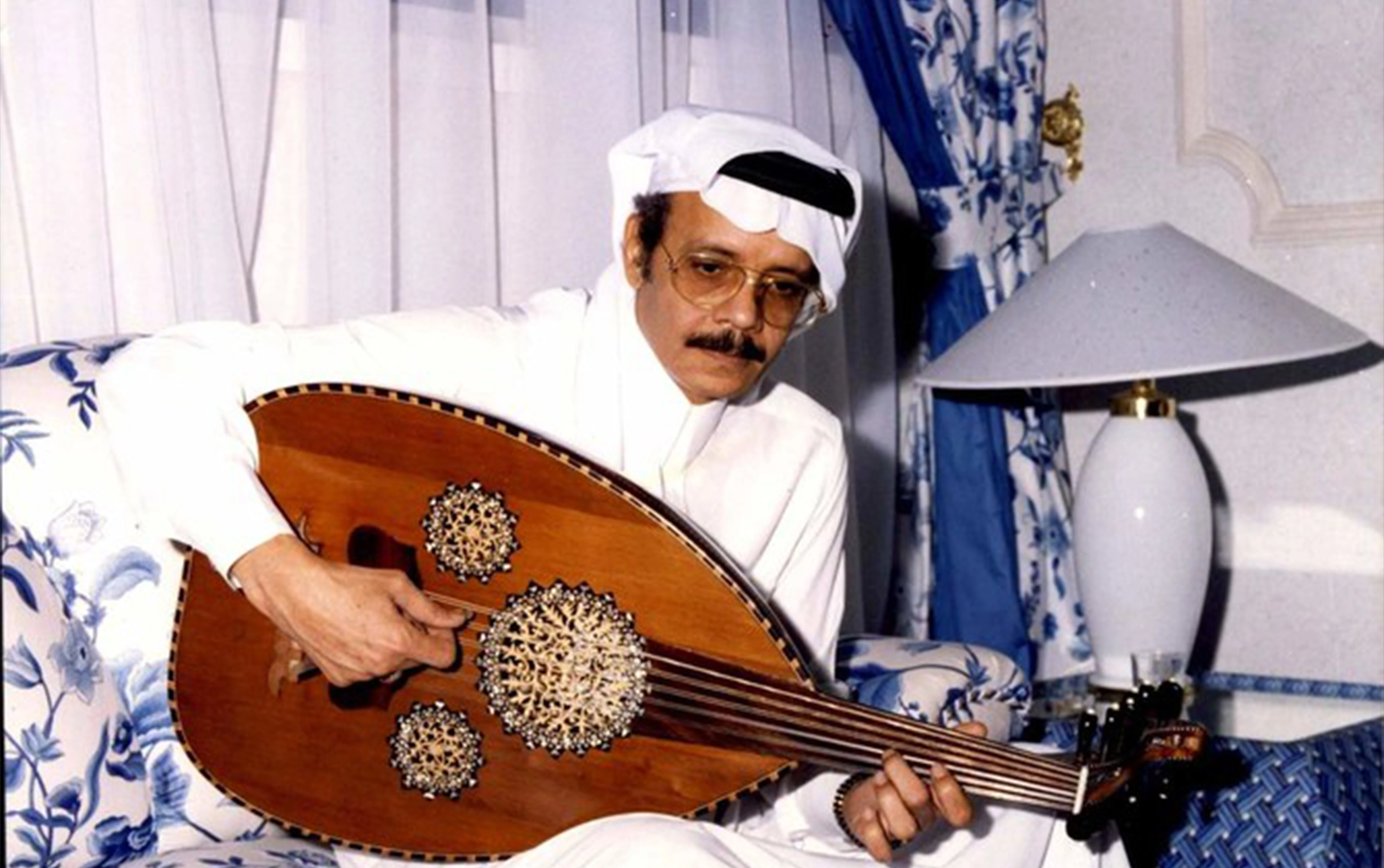 طلال مداح
