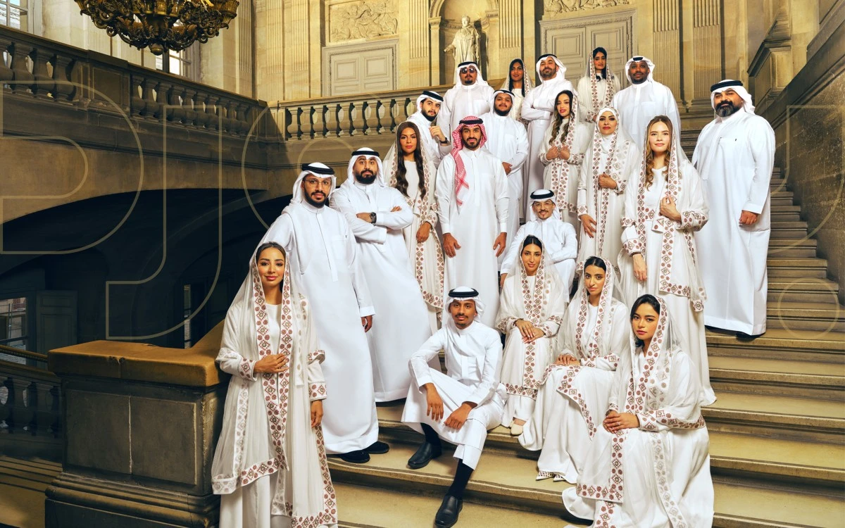 أفراد من الأوركسترا والكورال السعودي