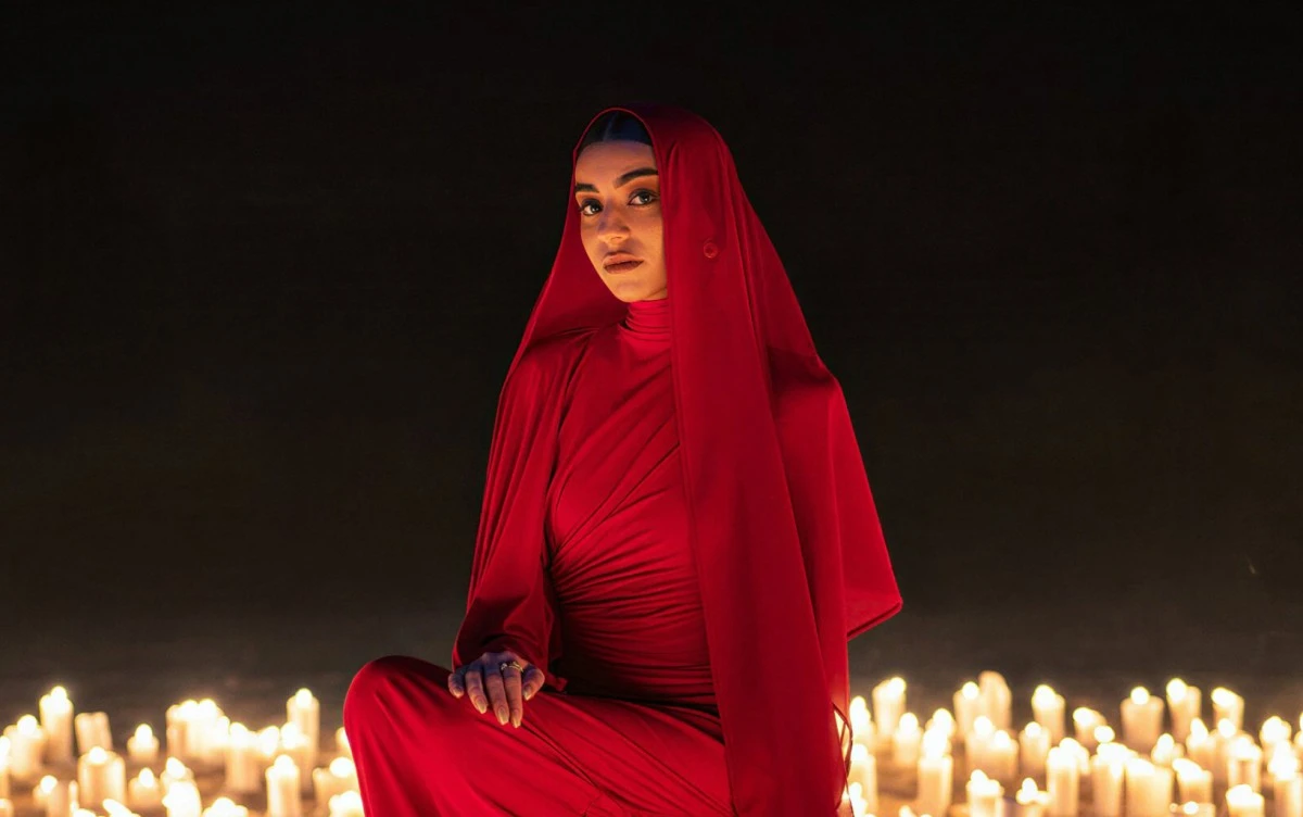 بعد 9 أيام من طرح أغنيات «هنسيّح»، أعلنت زينة عماد عن إصدارات جديدة ضمن ألبومها «راحوا الرجال» لتختتم عام 2025 بنشاط فني مكثف لافت للأنظار. التفاصيل الكاملة على موقعنا. 