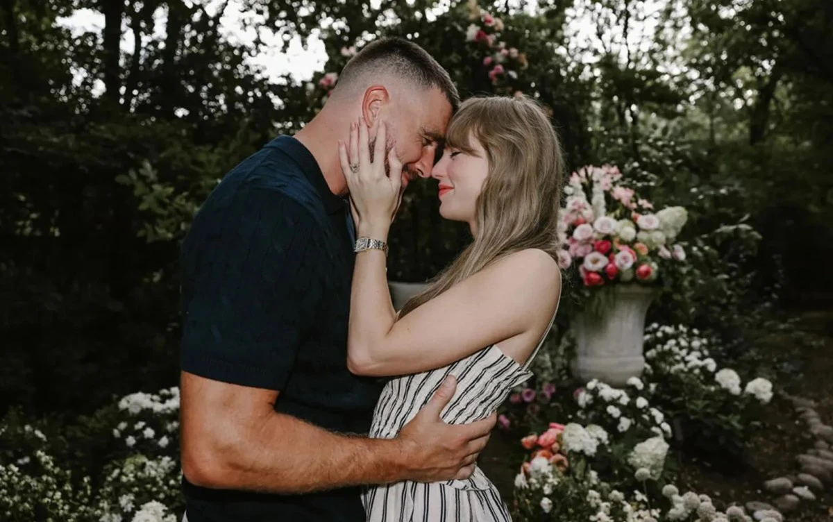 قصة حب تايلور سويفت وترافيس كيلسي تقترب من فصلها الأجمل وتتكلّل بالزواج و13 يونيو قد يكون الموعد المنتظر. فهل سنشهد زفاف العام؟. التفاصيل عبر موقعنا 