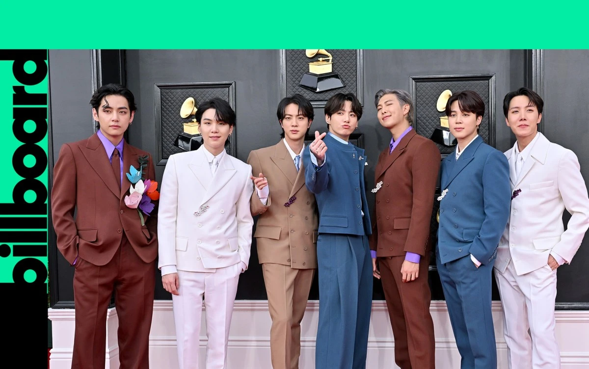 كشفت فرقة BTS عن قائمة أغاني ألبومها الجديد ARIRANG المرتقب صدوره في 20 مارس، والذي يضم 14 أغنية بينها Body to Body وHooligan وAliens وSWIM.. هل تكون SWIM السنغل الرئيسي؟. اكتشفوا قائمة الأغاني الكاملة عبر موقعنا 