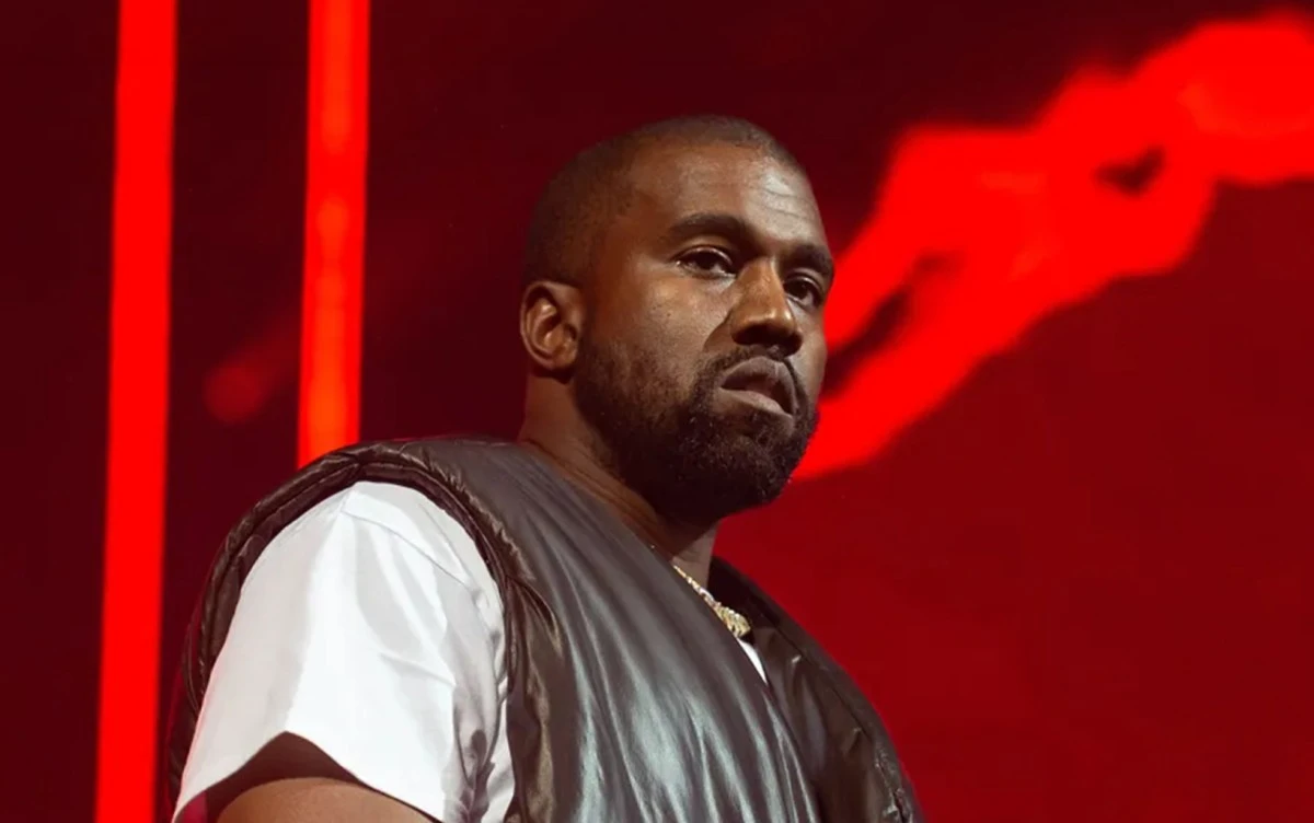 عام 2026 لن يشهد نسخة جديدة من مهرجان Wireless والسبب؟ يي. يأتي الإعلان بالتزامن مع منعه من دخول بريطانيا على خلفية تصريحاته السابقة.. التفاصيل في المقال على الموقع 